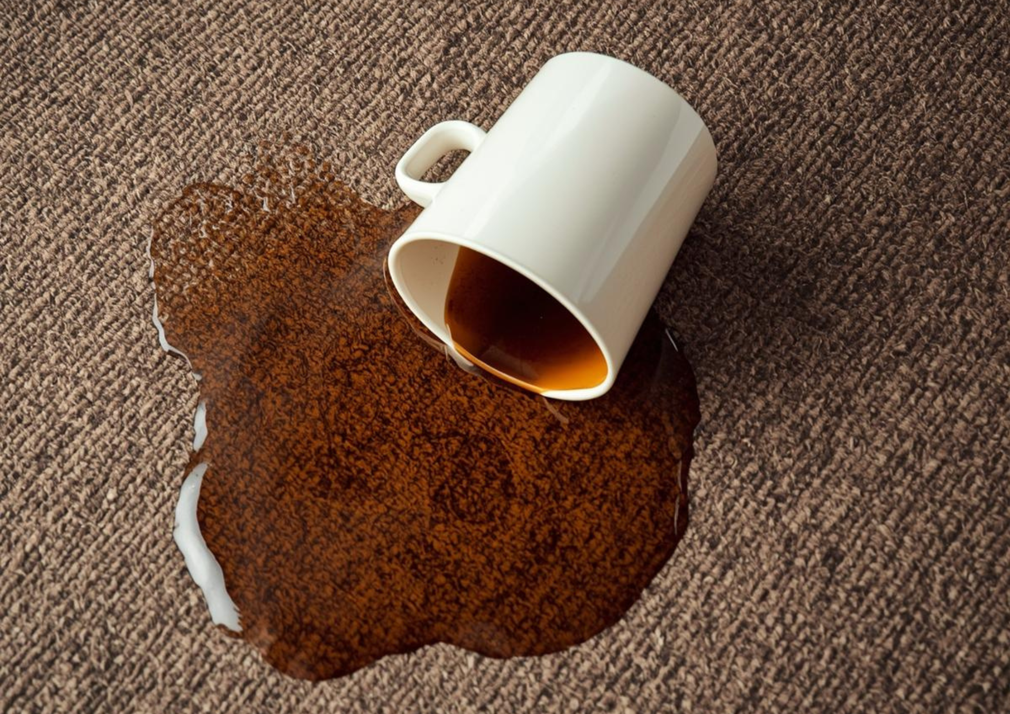 Stoffen bank reinigen: de beste methodes en wat je juist niet moet doen